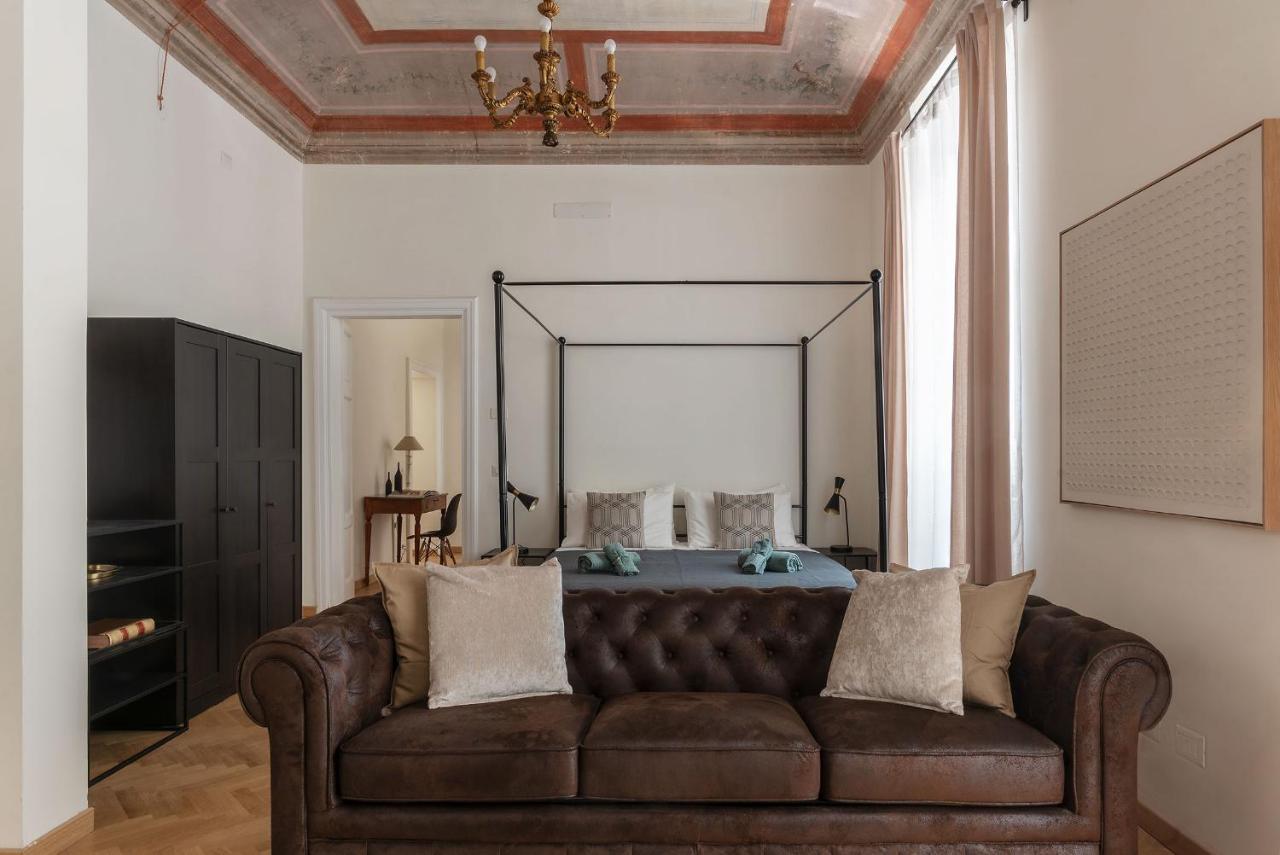 Apartmán Castro Pretorio Řím Exteriér fotografie
