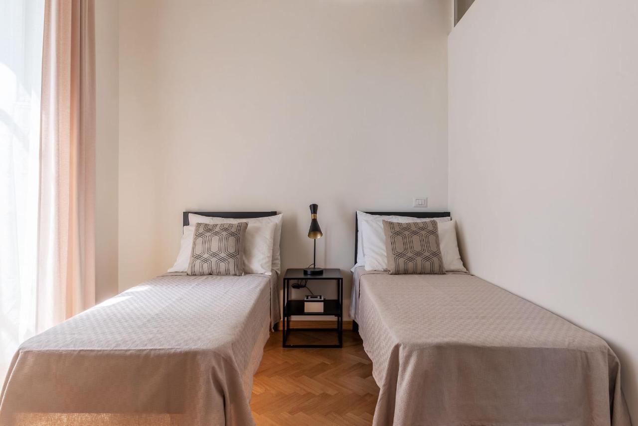 Apartmán Castro Pretorio Řím Exteriér fotografie
