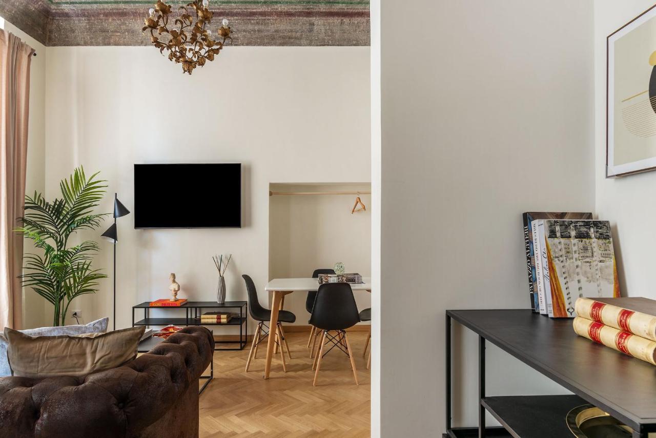 Apartmán Castro Pretorio Řím Exteriér fotografie