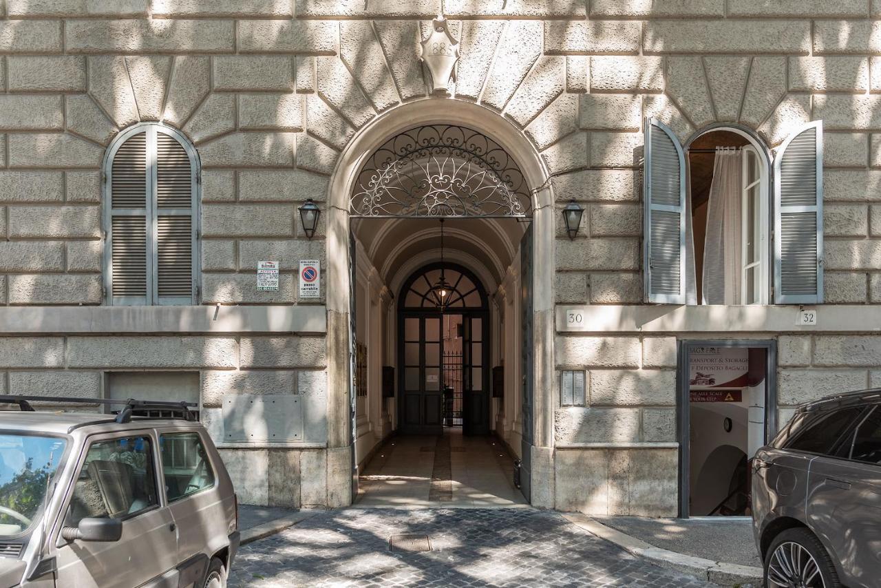Apartmán Castro Pretorio Řím Exteriér fotografie