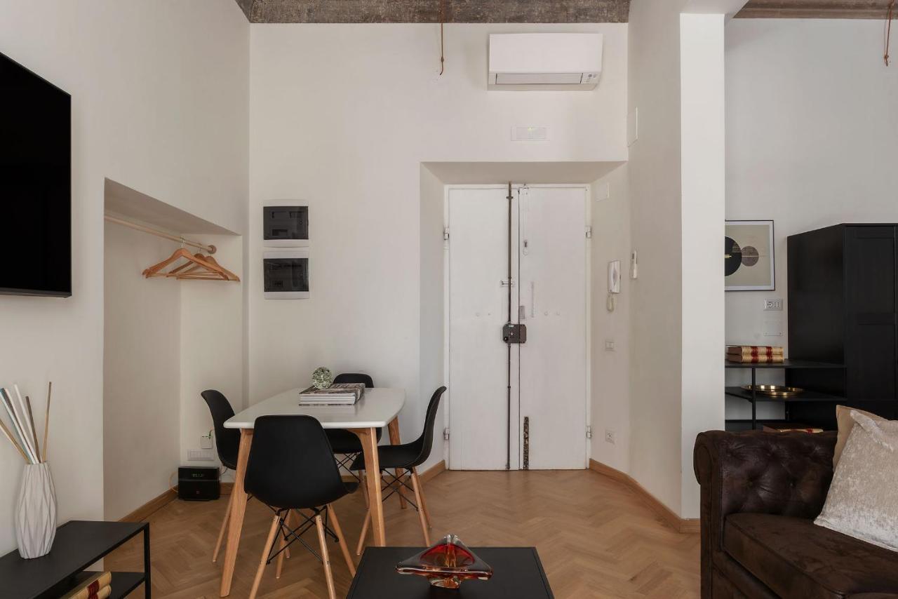 Apartmán Castro Pretorio Řím Exteriér fotografie