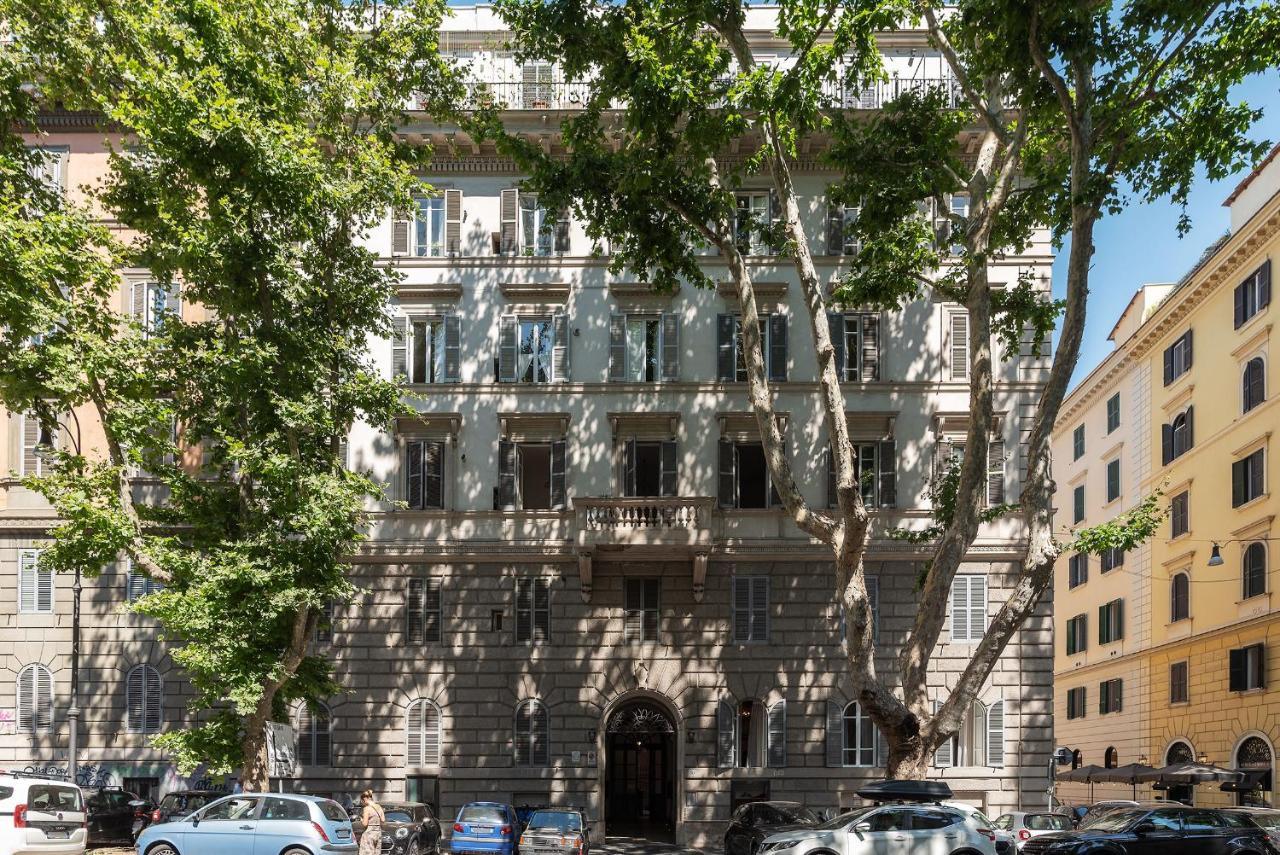 Apartmán Castro Pretorio Řím Exteriér fotografie