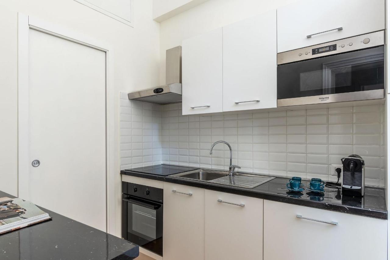 Apartmán Castro Pretorio Řím Exteriér fotografie